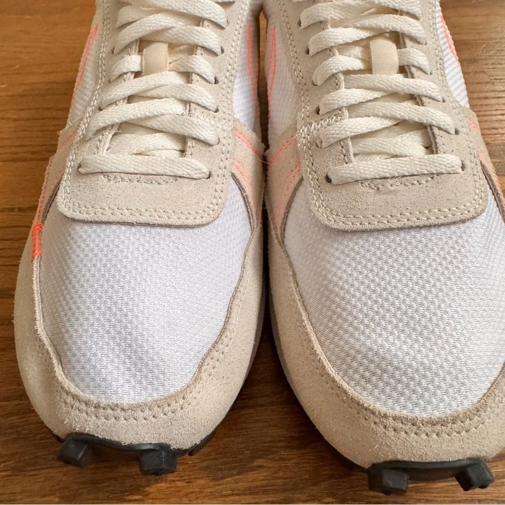 Nike Daybreak Type 'White Hyper Crimson' DA7729-101 Women’s 8.5